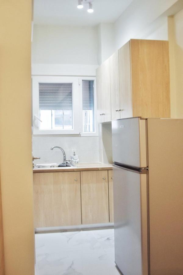 Dionisooss Apartment เอเธนส์ ภายนอก รูปภาพ